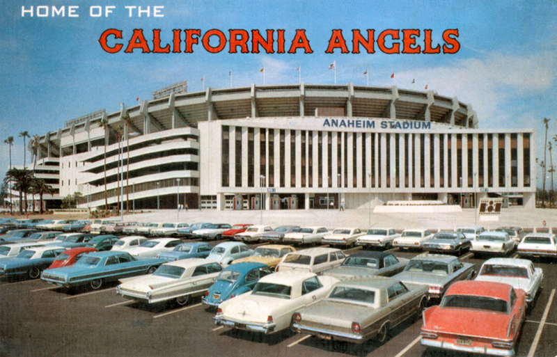 Illustration for article titled In 1966, the Angels Landed in Anaheim's Futuristic Baseball Stadium